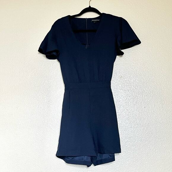 Banana Republic Pants - Banana republic navy blue vneck romper shorts size 4
